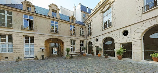 Ostéopathe Elise Vallet-Adorian, Ostéopathe à Paris 04