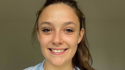 Déborah Cassar - Ostéopathe D.O, Ostéopathe à Pontarmé