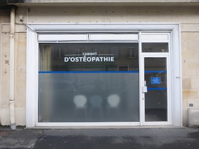 Landry Julie, Ostéopathe, Ostéopathe à Yvetot