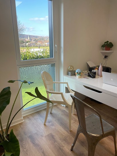 Airelle Pillon Ostéopathe, Ostéopathe à Cluny