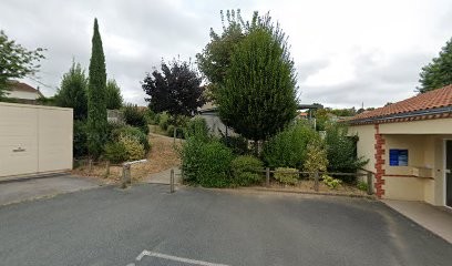 Counille Celine, Ostéopathe à La Séguinière