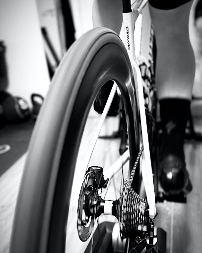 Mathieu Gery Kinésithérapeute De / Ostéopathe Do / Bike Fitting - Etude Posturale Cycliste Valence Ostéopathe à Valence
