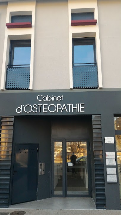 Cabinet D'ostéopathie, Medecine Generale Et De Soins Infirmiers, Ostéopathe à Vif