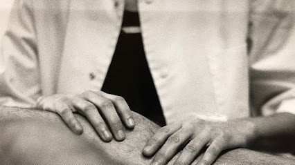 Batoul KACIMI, Ostéopathe à La Brède