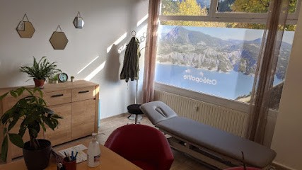 Marielle NEHRING, Ostéopathe, Ostéopathe à Guillestre