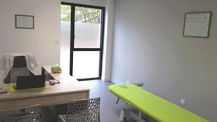 Lucie ARNAUD Ostéopathe D.O, Ostéopathe à Linars