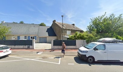 Kompeer Barbery Irene Elisabeth, Ostéopathe au Temple-de-Bretagne