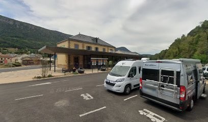 Fodor Sabine, Ostéopathe à Florac Trois Rivières