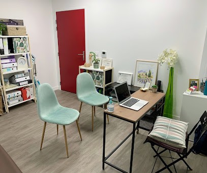 Aurélie GNEUX, Ostéopathe à Méry-sur-Oise