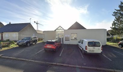 Evélia Leclerc Ostéopathe, Ostéopathe à Monnaie