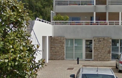 Coralie MICHEL Ostéopathe, Ostéopathe à Étel