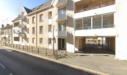 Méline Poulizac, Ostéopathe à Mériel