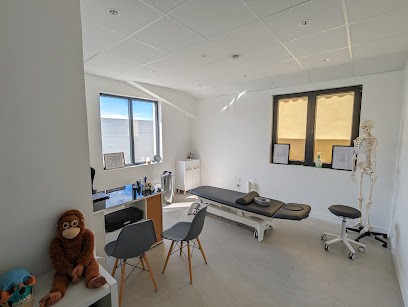 Delphine IZOPET - Ostéopathe Trets (13530), Ostéopathe à Trets