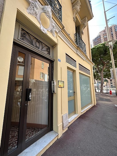 Kélian Leoni - Ostéopathe, Ostéopathe à Roquebrune-Cap-Martin