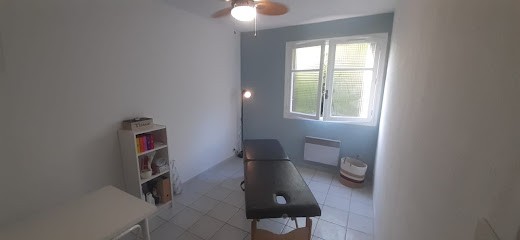 Eve Pédestarrès, Ostéopathe au Pradet