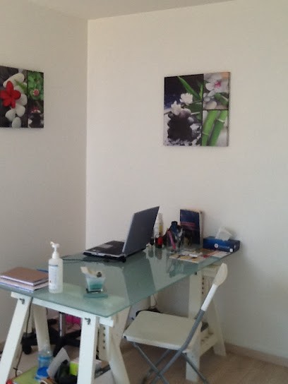 Sophie Buhagiar - Osteopathe D.O, Ostéopathe à Champs-sur-Marne