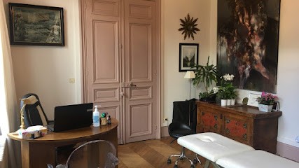 Marie-Philippine Monfrais, Ostéopathe à Évreux