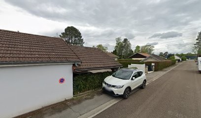 Lisa THIEBAUD Ostéopathe, Ostéopathe à Saône