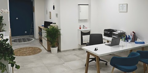 CHARREL Théo Ostéopathe D.O, Ostéopathe à Martigues