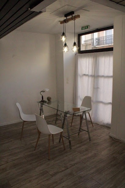 Ostéopathe Millau - Johana Demets, Ostéopathe à Millau