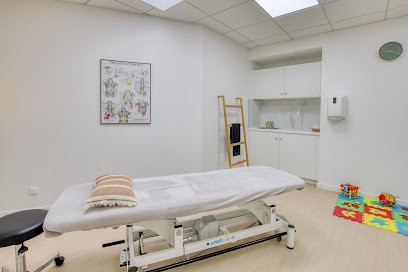 Charline Tanguy Osteopathe Six-Fours, Ostéopathe à Six-Fours-les-Plages