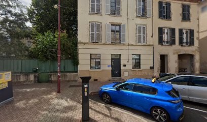 Assma SMATI, Ostéopathe à Issoire