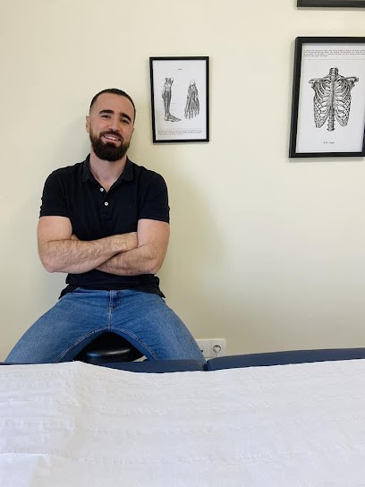 Arnold BRETON - Ostéopathe D.O, Ostéopathe à Ramerupt