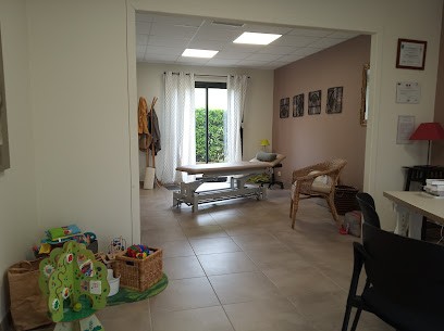 Dejoie Camille, Ostéopathe à Lembras