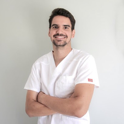 Nicolas Roques Ostéopathe D.O., Ostéopathe à La Fare-les-Oliviers