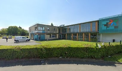 Esther Afane Kimbaloula - Ostéopathe à Lesquin, Ostéopathe à Lesquin