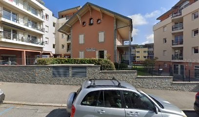 Ostéopathe Julien Besson-Magdelain, Ostéopathe à La Roche-sur-Foron