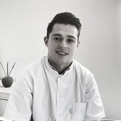 MINELLI Clément, Ostéopathe à Saint-Just-Saint-Rambert