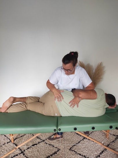 Lucy VIGROUX-STIEGLER Ostéopathe DO., Ostéopathe à Saint-Hilaire-de-Villefranche