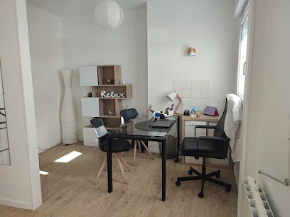 Marie HAENER, Ostéopathe à Plaisir