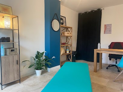 Clara Olmière Ostéopathe D.O., Ostéopathe à Sarrians