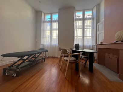 Emilie Dubois Ostéopathe - Masseur Kinésithérapeute Ostéopathe à Bordeaux