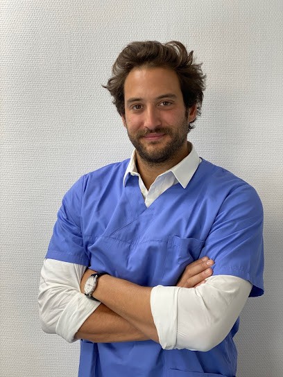 Benjamin KHELLAF Ostéopathe Clichy, Ostéopathe à Clichy