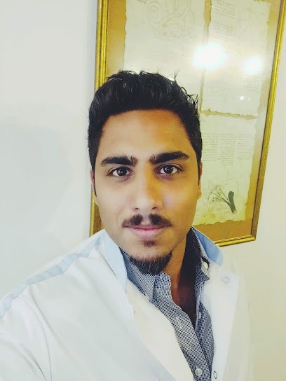 Basil Warnakulasuriya Ostéopathe à Montfort L'amaury, Ostéopathe à Montfort-l'Amaury