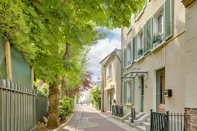 Céline Rozé Ostéopathe, Ostéopathe à Enghien-les-Bains