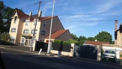 Cabinet Médical Les Chênes Marion LLORCA Ostéopathe D.O, Ostéopathe à Morsang-sur-Orge