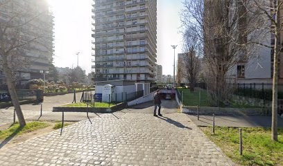 Jaunet Laurence, Ostéopathe à Ivry-sur-Seine