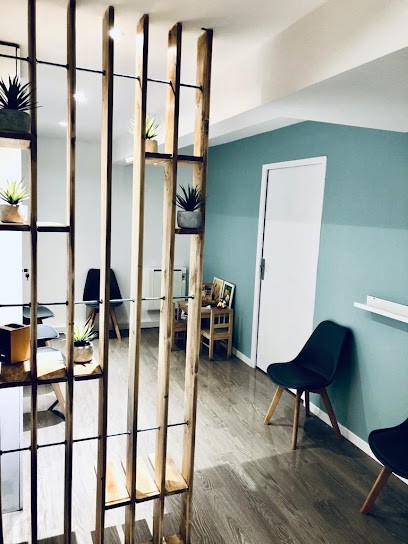 Aurélie Lezaud-Cordin - Ostéopathe, Ostéopathe à Garches