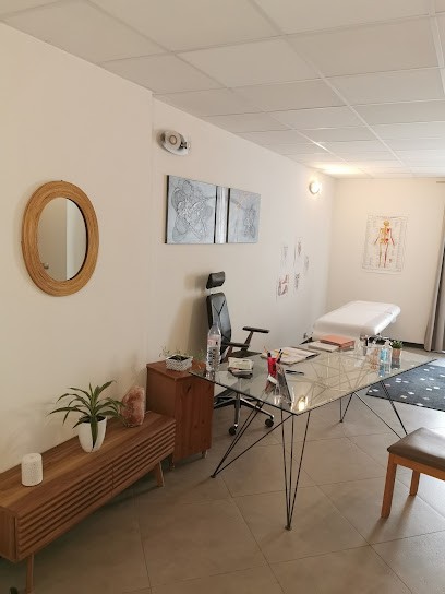 Julie Mellier - Ostéopathie Crânio-Sacrale Energétique, Ostéopathe à Sallanches