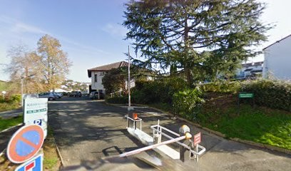 Quette Fouzia, Ostéopathe à Hasparren