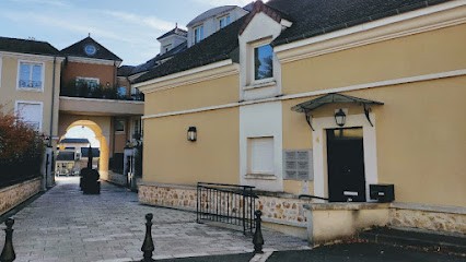 Doriane Cerveaux, Ostéopathe à Verrières-le-Buisson