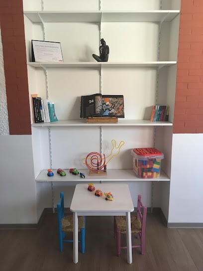 Florence Gonçalves - Ostéopathe, Ostéopathe à Pussay