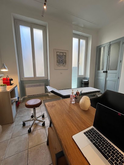 Léa BAILLY - Ostéopathe, Ostéopathe à Marseille 05