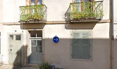 Varichon Elisabeth, Ostéopathe à Cluny