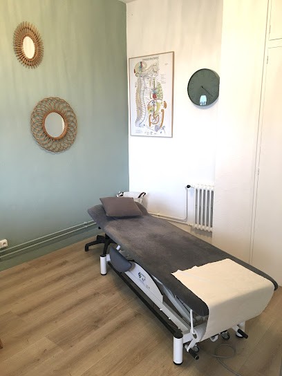 Chloé MIRALLES Ostéopathe Rillieux-la-Pape Et Fontaines-saint-Martin, Ostéopathe à Rillieux-la-Pape