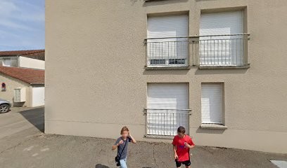 Noémie Racine - Ostéopathe, Ostéopathe à Marchaux-Chaudefontaine